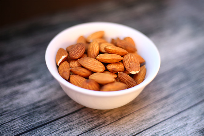 10 Foods to Help Control Dry Skin